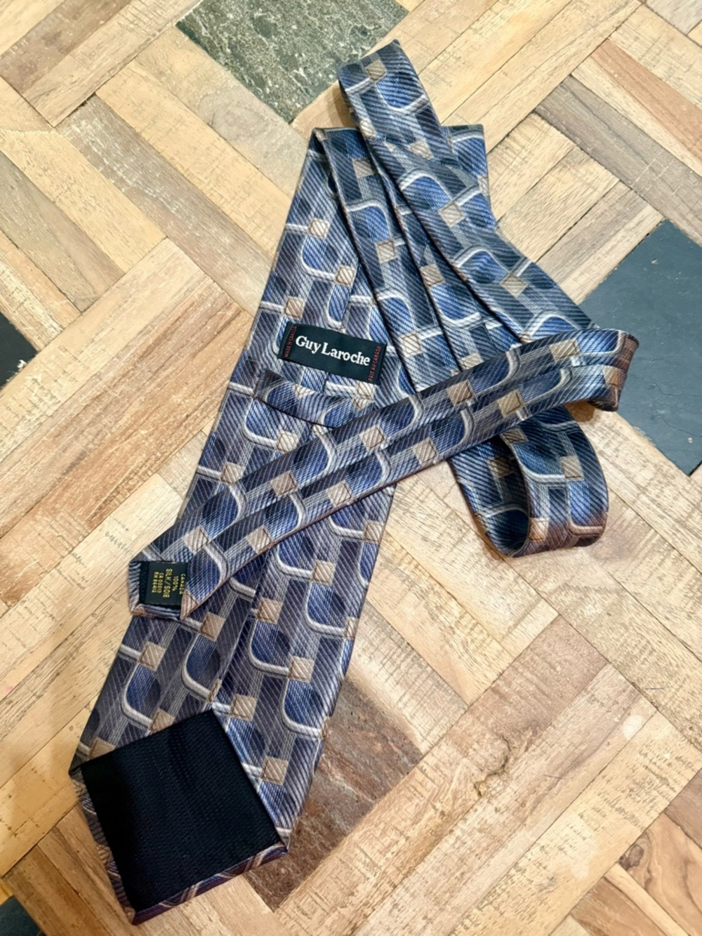 🇨🇦Vintage Guy Laroche Silk Tie – Blue & Gray Geometric Abstract – Made in Canada